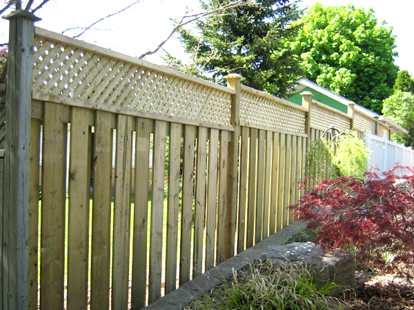 Willowdale Ave. Waterloo Fence Repair Photo