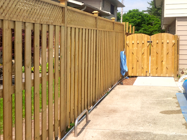 Manchester Rd., Kitchener Fence Repair Photo